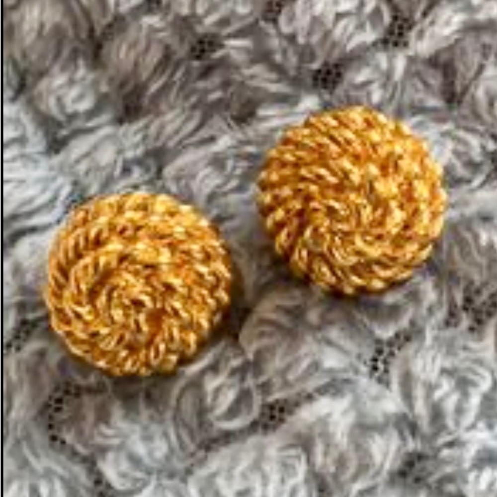 Vintage Monet Gold Tone Twisted Rope Swirl Stud Earrings